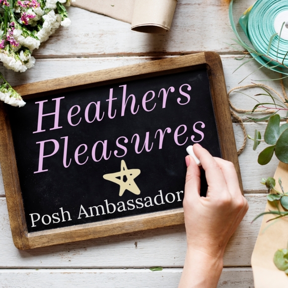 👑Meet your Posh Ambassador Heather Elise👑 - Picture 13 of 16